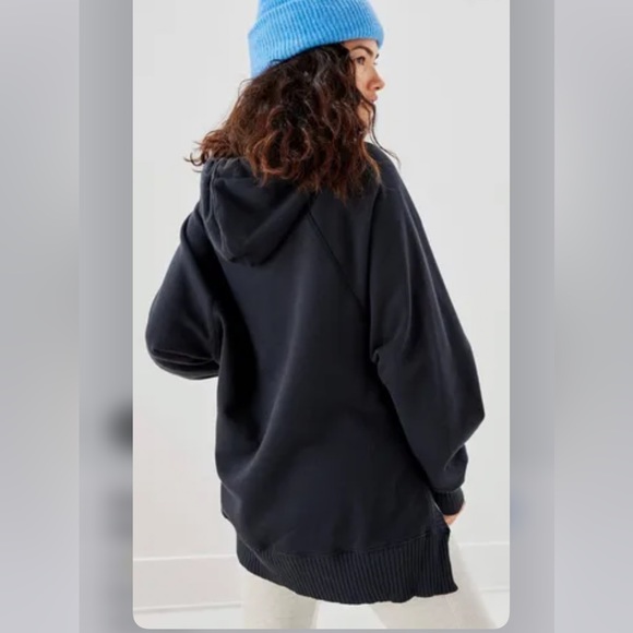 AE Oversized Hangout Hoodie - Picture 4 of 6